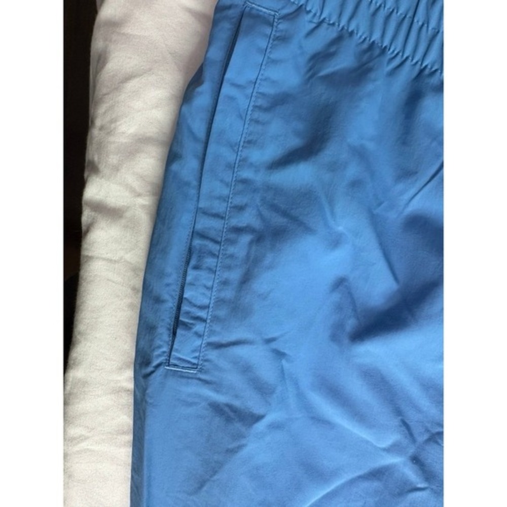 Reebok Classics Vector Track Size Medium - image 3